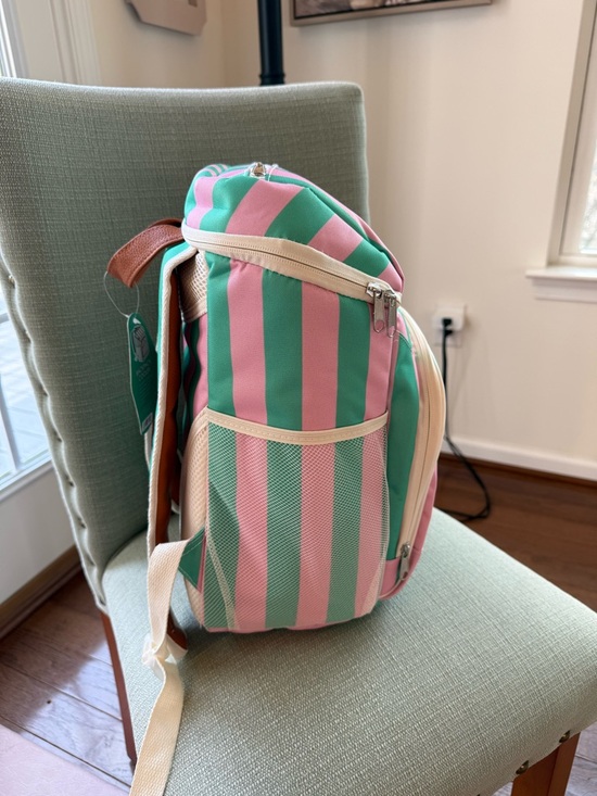 STANLEY 40oz Tumbler & ‘Cool Planet’ Cooler Backpack in Pink & Green - NWT - Picture 6 of 13
